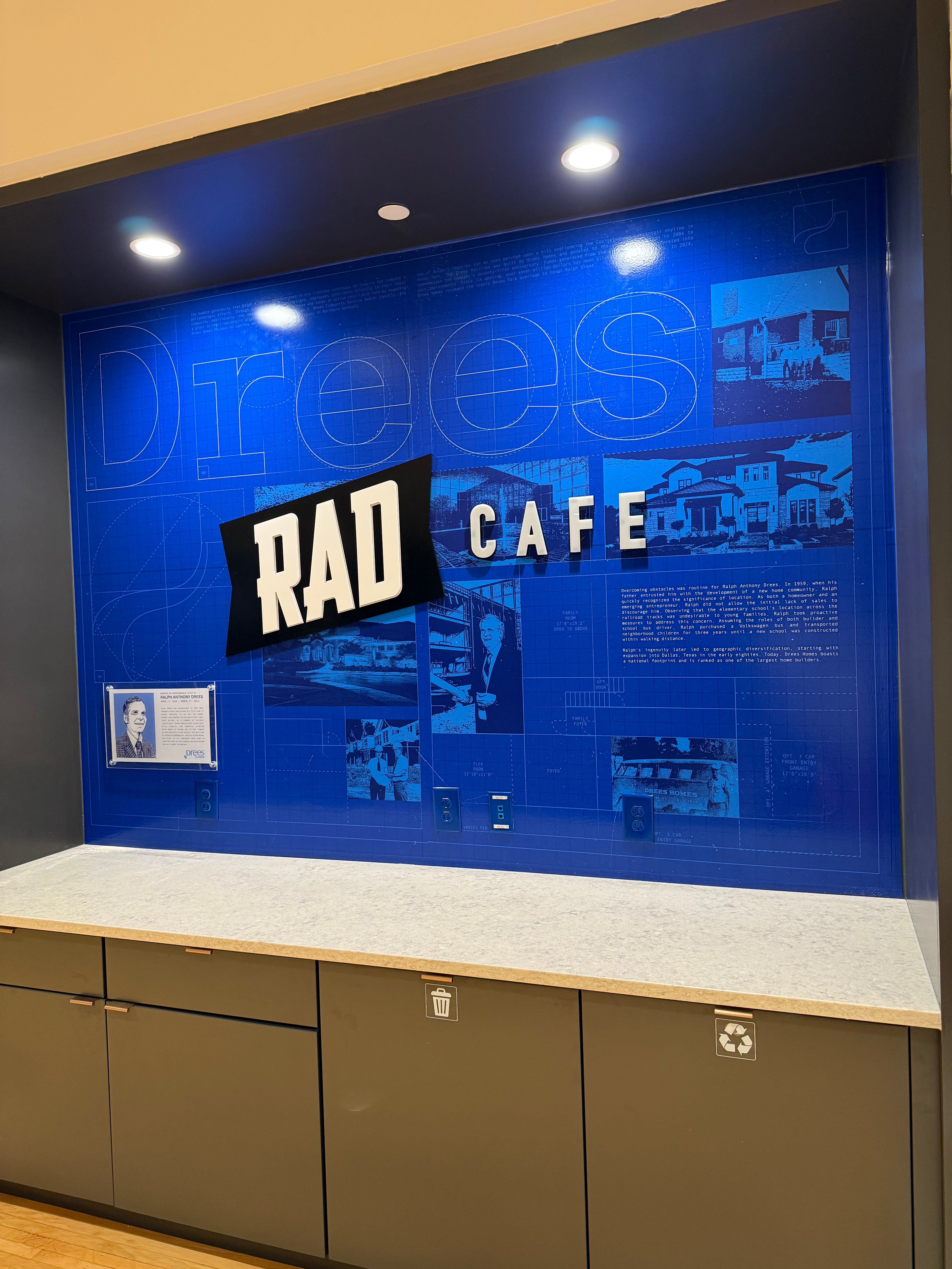 PRINTED WALL Graphics